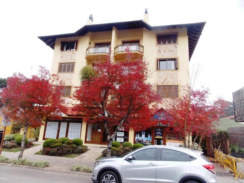 Appartamento Apartamento Ensolarado No Centro De Gramado Esterno foto