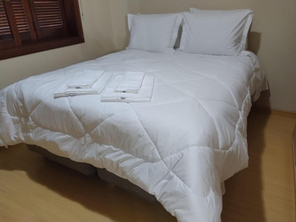 Appartamento Apartamento Ensolarado No Centro De Gramado Esterno foto