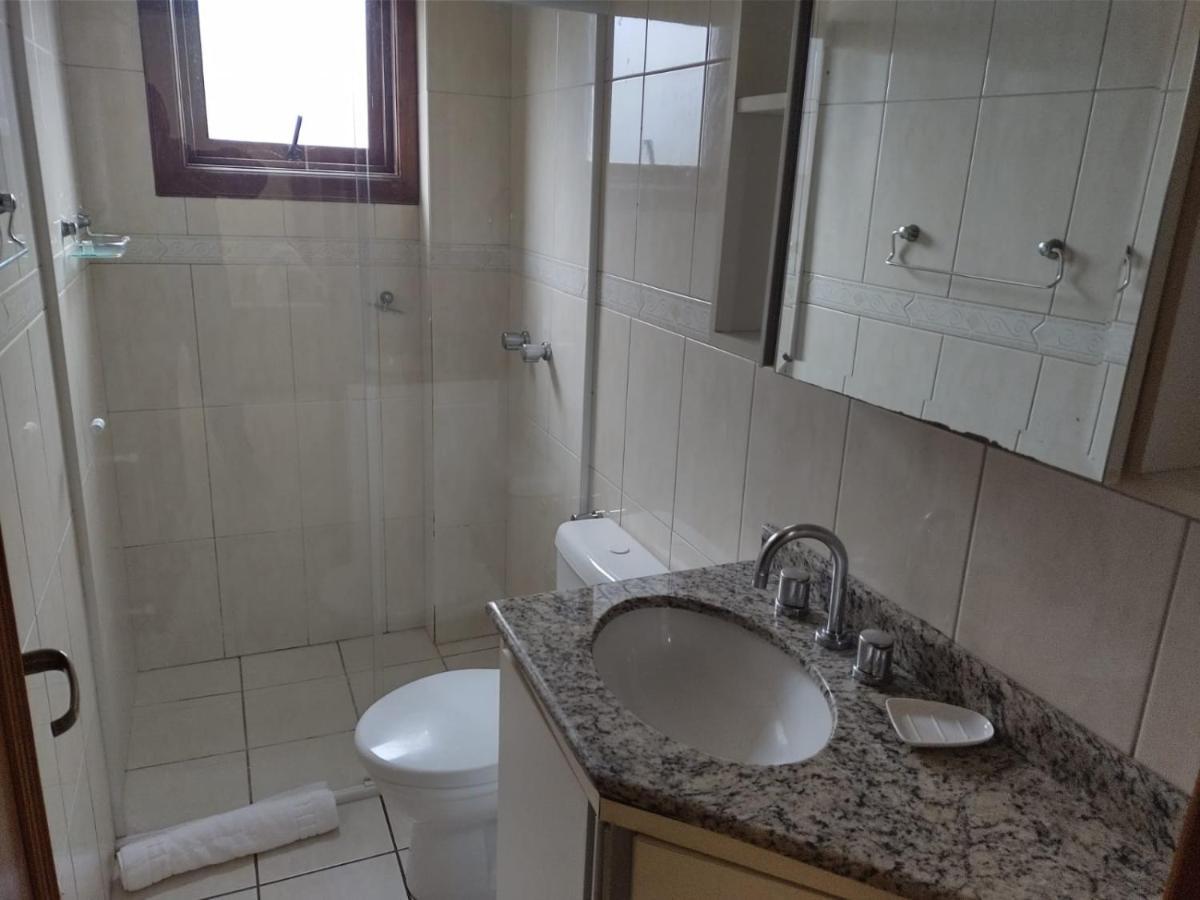 Appartamento Apartamento Ensolarado No Centro De Gramado Esterno foto