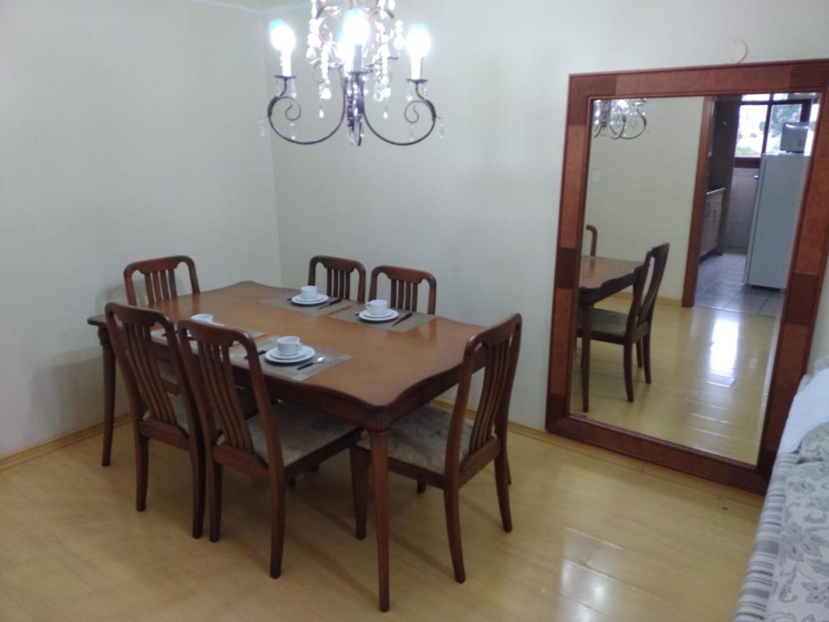 Appartamento Apartamento Ensolarado No Centro De Gramado Esterno foto