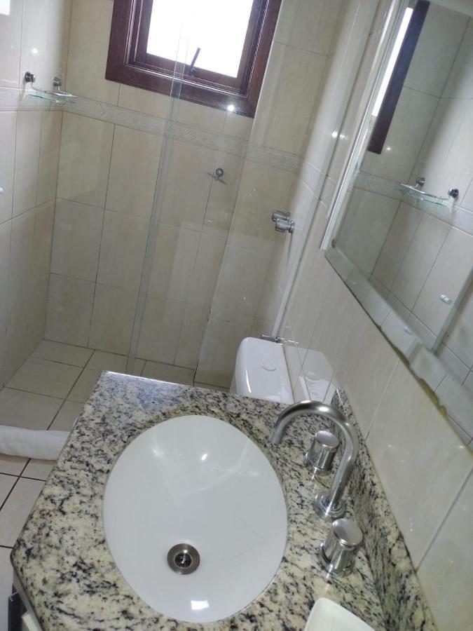 Appartamento Apartamento Ensolarado No Centro De Gramado Esterno foto